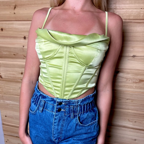 Green Top - Picture 1 of 1